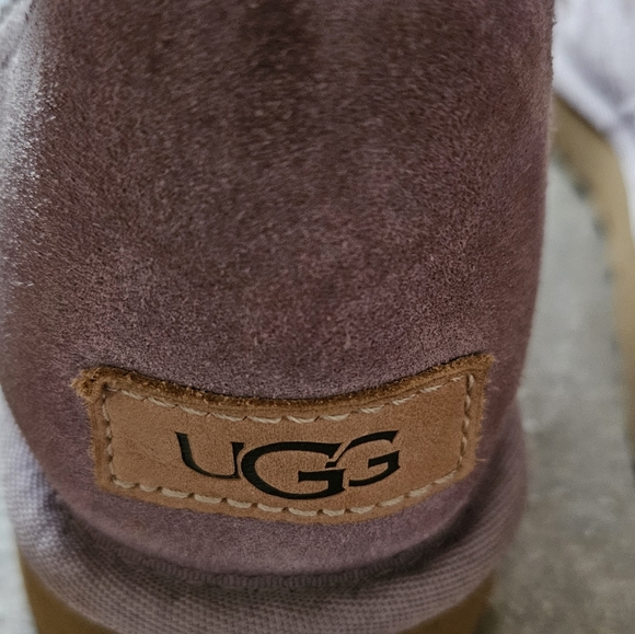 🌟 AUTHENTIC ✨️ UGG Classic Short Boot (Lilac Purple) 👢 Size 7 ❤️ - Picture 7 of 14